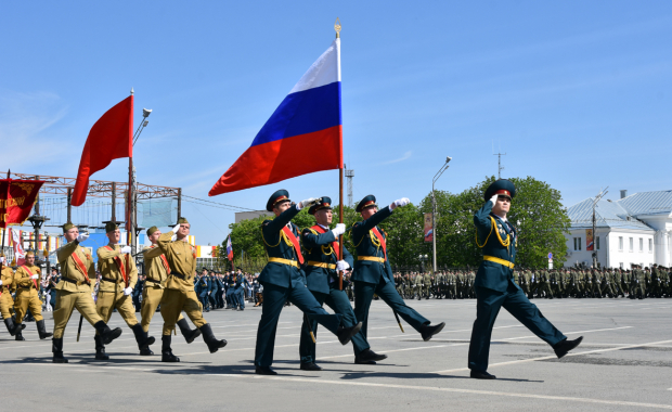 День Победы на площади Свободы Тольятти 9 мая 2021 года
