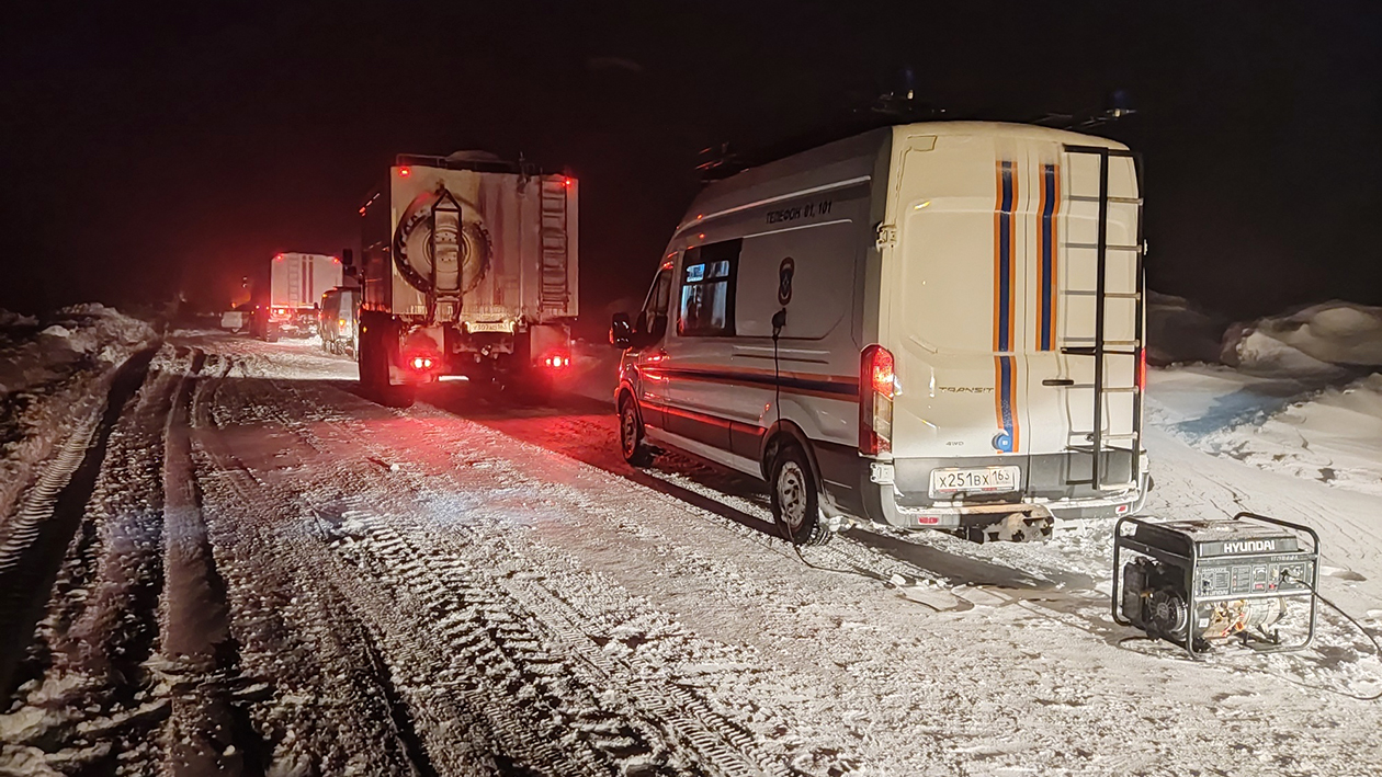 Спасибо за освобождение из снежного плена»: жители Самары благодарят  спасателей за помощь на трассе во время метели | телеканал ТОЛЬЯТТИ 24