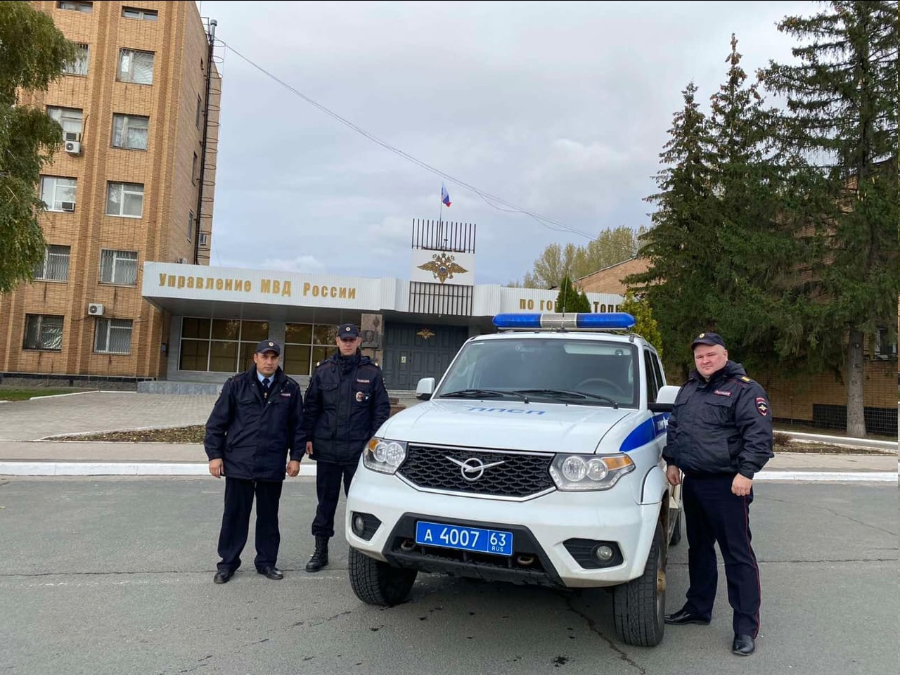 Моментальная реакция сотрудников ППС: подозреваемый в грабеже задержан по  горячим следам | 17.10.2022 | Тольятти - БезФормата