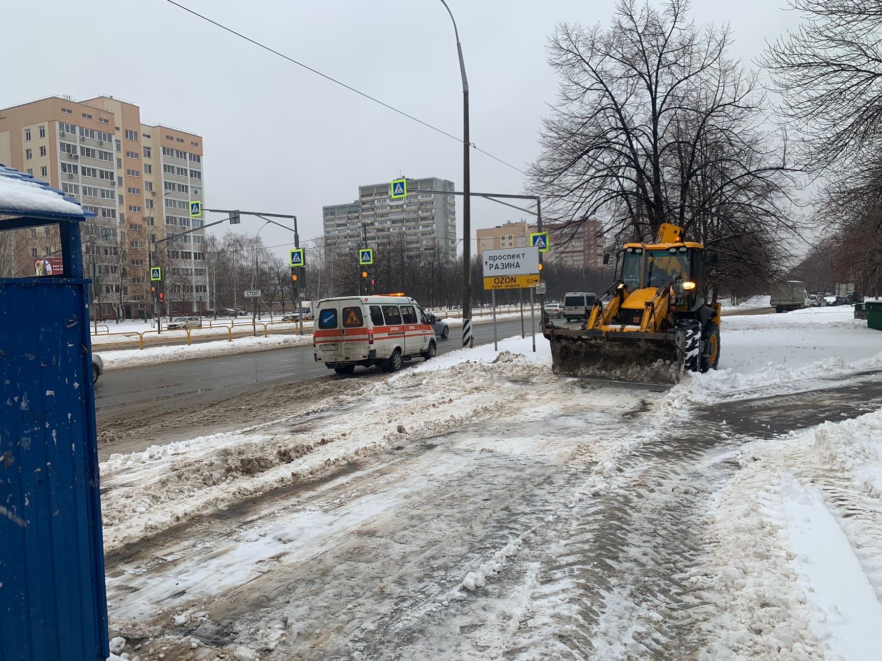 Борьба со снегом. Дорожные службы Тольятти устраняют последствия снегопада  | телеканал ТОЛЬЯТТИ 24