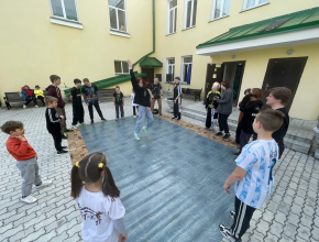 Танцуют все! Тольяттинской танцевальной студии OUTSIDE исполнилось 7 лет