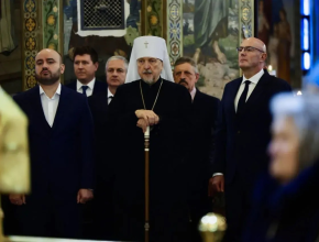 Вице-премьер РФ Дмитрий Чернышенко и губернатор Самарской области Вячеслав Федорищев посетили Покровский кафедральный собор