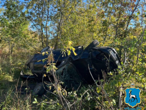 В Ставропольском районе 15-летний подросток на «Приоре» выехал на «встречку» и опрокинул машину в кювет