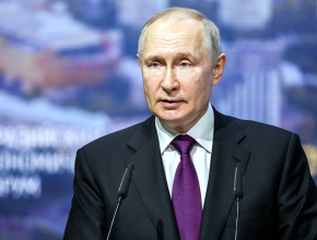Владимир Путин выступил на пленарном заседании Евразийского экономического форума