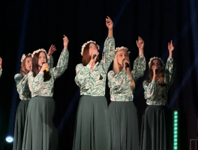 Образцовой вокальной студии «Мелодия» Детского дома культуры Тольятти - 25 лет! 