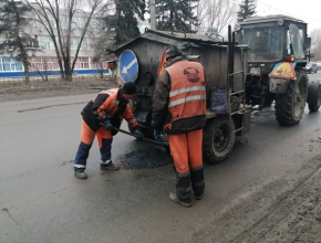 Дорожные службы сообщили, где в Тольятти на минувшей неделе прошёл ямочный ремонт