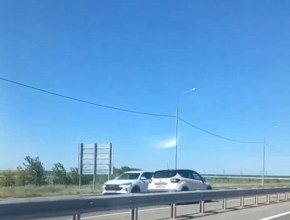 Из-за спешки и невнимательности. Пожилого водителя кроссовера заметили на «встречке» дороги «Тольятти — Ягодное»