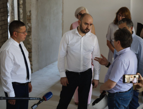 Губернатор Федорищев вместе с членами регионального Правительства работает в Кошкинском районе
