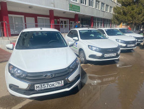 Автопарк учреждений здравоохранения Самарской области пополнился 40 новыми автомобилями «Лада Гранта»
