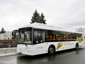 «У нас есть автобусы, но не хватает водителей». Николай Ренц объяснил, почему с 1 июня будет увеличена стоимость проезда в муниципальном транспорте