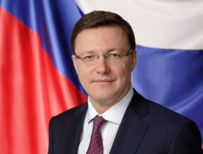 Губернатор Дмитрий Азаров и 