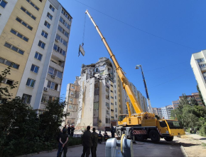 Поисково-спасательные работы в частично обрушенном жилом доме в Саратове завершены
