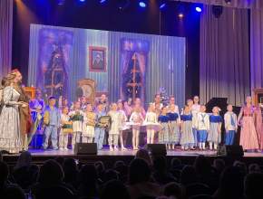 «Духи дома или благодарность бабушкам»