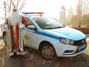 Акция «Полицейский Дед Мороз». В Самарской области объявлен творческий конкурс для юных поэтов и чтецов