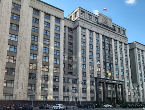 Госдума приняла закон об установлении МРОТ с 2026 года в размере 27 093 рублей