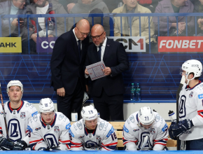 Падение на дно или подъем: что принесет хоккеистам «Лады» выездная серия?