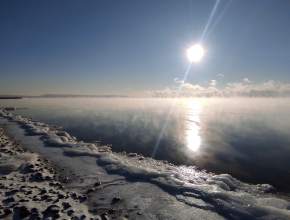 Жигулёвское море курится: необычный эффект в сильный мороз