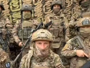 Глава Тольятти Илья Сухих поздравил с Днём Народного Единства, а также передал поздравления от наших бойцов! 