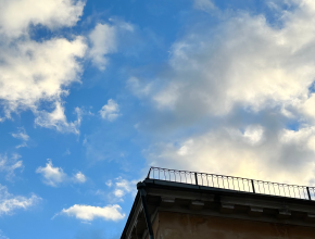 Среда - это мост между рабочими буднями и долгожданными выходными! Начинаем день с прогноза погоды