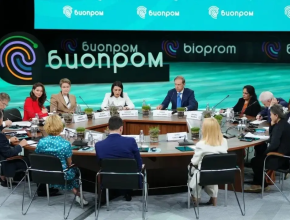 Вячеслав Федорищев принял участие в международном форуме «БИОПРОМ: промышленность и технологии для человека» 