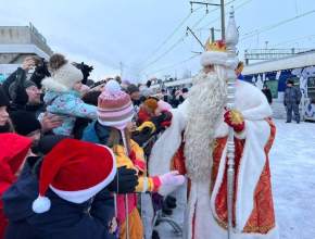 Поезд Деда Мороза побывал в Тольятти!