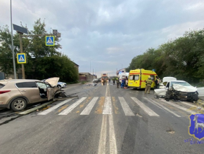 В Самаре произошло ДТП из двух легковых автомобилей. Есть пострадавшие