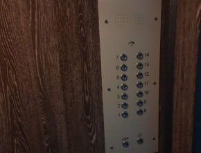 В Самарской области начались работы по замене лифтов в домах