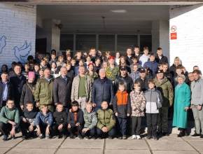 Помощь для наших бойцов - от школ Тольятти