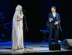 Живая музыка, горячие аплодисменты, восхищённые глаза – всё это на концерте Антона и Виктории Макарских в Тольятти