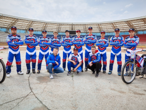 Отличный старт! Гонщики тольяттинской «Мега-Лады» одержали победу в первой встрече командного чемпионата России