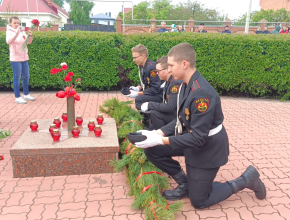 В селе Подстёпки так же празднуют День Победы