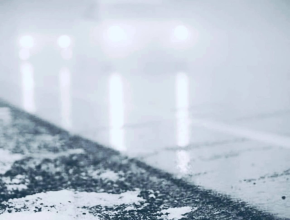 Смотрите в оба. На улице похолодало, на дорогах возможна наледь