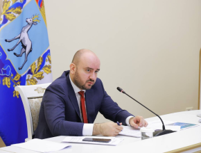 Сегодня в Правительстве Самарской области Вячеслав Федорищев провел оперативное совещание