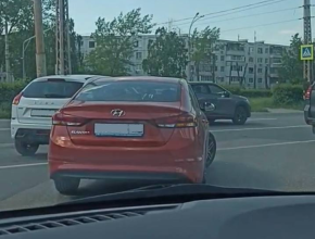 Не разъехались... ДТП на перекрестке