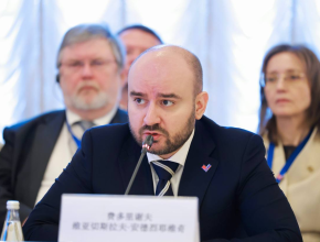 Вячеслав Федорищев выступил с докладом на V заседании Совета по межрегиональному сотрудничеству