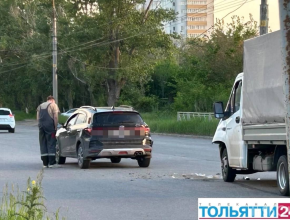 На Московском проспекте столкнулись грузовая Газель и KIA