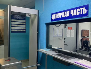 В Жигулёвске полицейские задержали мужчину, подозреваемого в краже автозапчастей