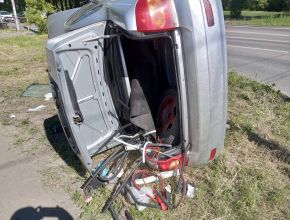 ДТП в Автозаводском районе: автомобиль перевернулся на бок