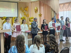 Праздничные мероприятия для выпускников продолжаются!