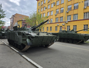 В Самаре на площади Куйбышева прошла репетиция Парада Победы