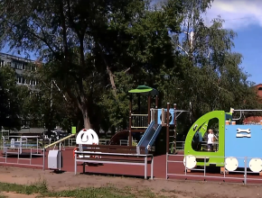Больше детских площадок! В Тольятти продолжается реализация проекта «Формирование комфортной городской среды»