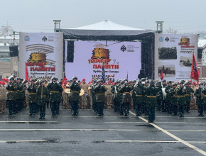 На площади имени Куйбышева в Самаре проходит Парад Памяти