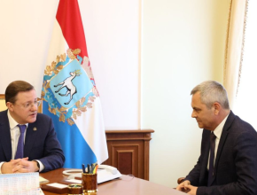 Губернатор Самарской области Дмитрий Азаров встретился с министром промышленности и торговли Андреем Шаминым