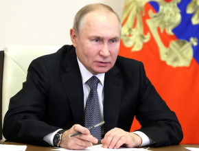 Владимир Путин внёс в Госдуму законопроект о прекращении действия в отношении России договоров Совета Европы