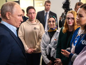 Президент Владимир Путин поддержал идею проведения Всемирного фестиваля студентов и молодёжи