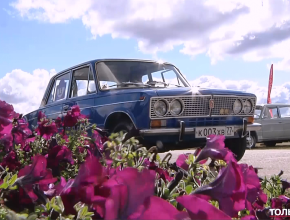 Парад ретротехники и ралли на исторических автомобилях! В Тольятти состоялся II ретрофестиваль «Жигули»