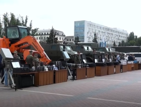 Очередная партия техники от правительства Самарской области отправилась в зону СВО