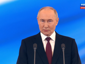 Владимир Путин: РФ готова к диалогу по стратегической безопасности, но только на равных, уважая друг друга