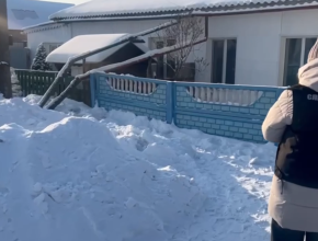 10-летняя девочка задохнулась в сугробе. Трагедия случилась в поселке Березовка в Красноярском крае