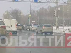 Понедельник на заколдованном перекрёстке. Рассказываем, что произошло на пересечении Юбилейной и Ленинского